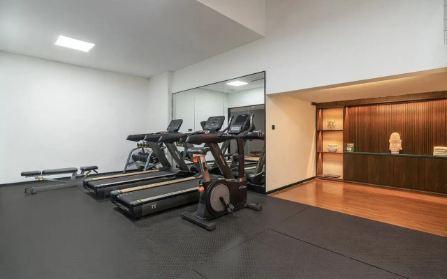 World Traders Hotel Chongqing