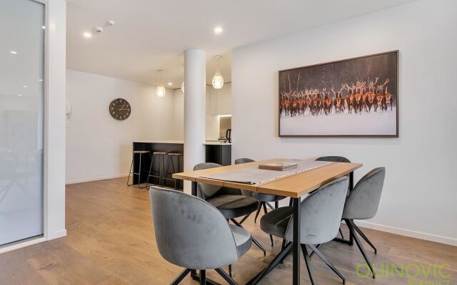 QV City Fringe Ultimate Apartment - 811