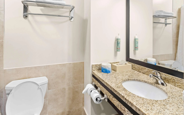 Best Western Maple Ridge Hotel