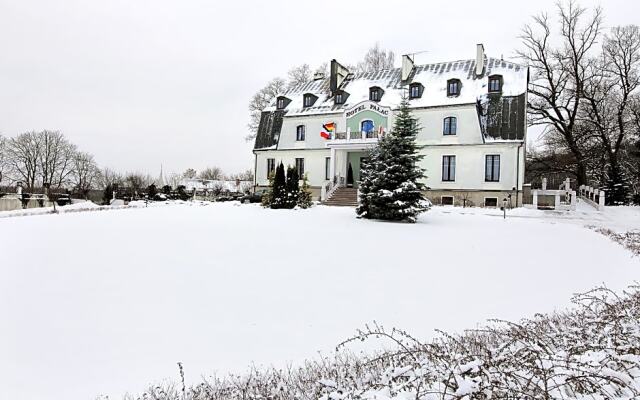 Hotel Pałac w Myślęcinku