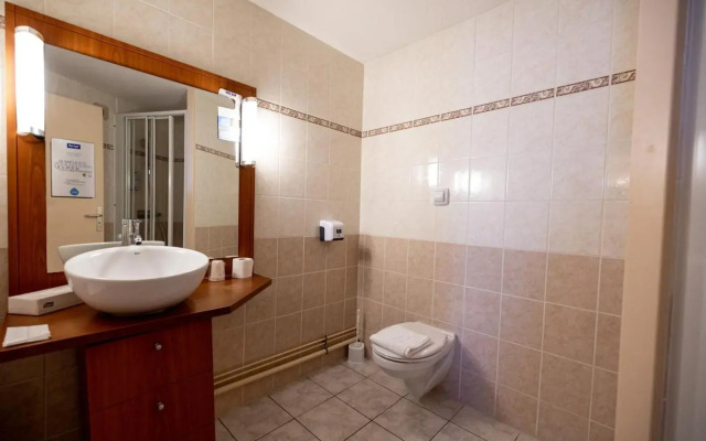 Kyriad Chateauroux