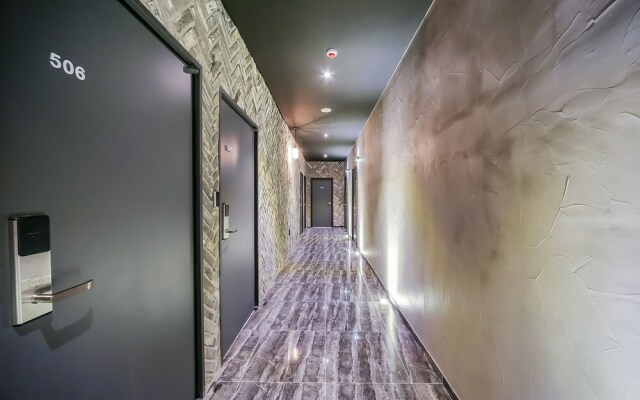 Changwon Jinhae Almond Hotel