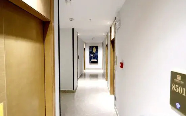 Xilinger Hotel ( Dongxing Hezhou Road)
