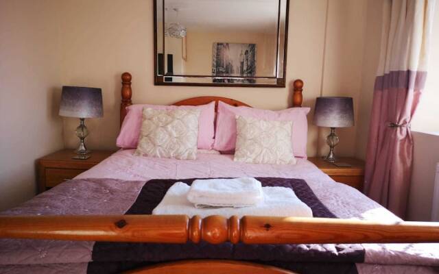 Charming 5-bed House in Boston Lincolnshire