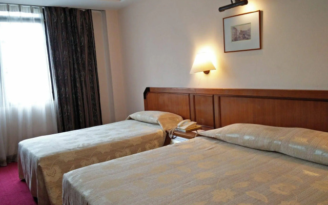 Bintang Collectionz Hotel