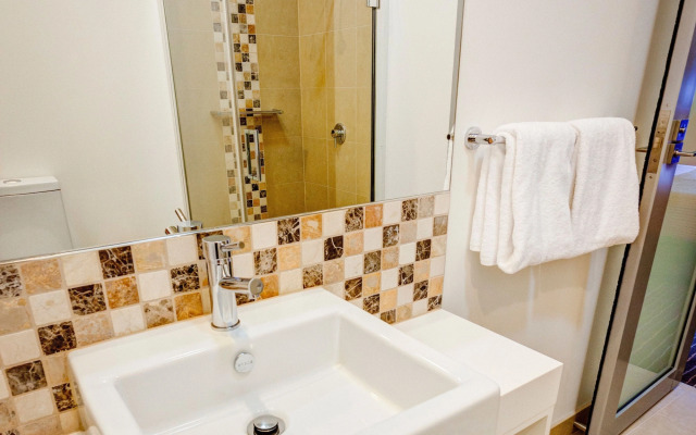 Mantra Charles Hotel Launceston