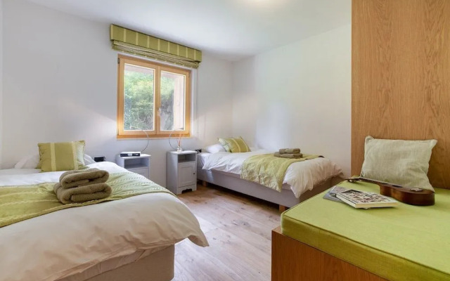 Chalet Les Etablonsluxury Chaletski-in Ski-out