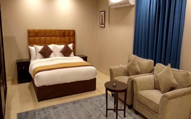 Yan Apartments Hotel