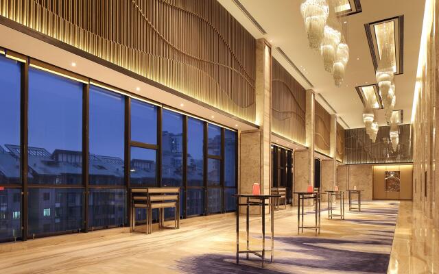 Crowne Plaza Yibin by IHG