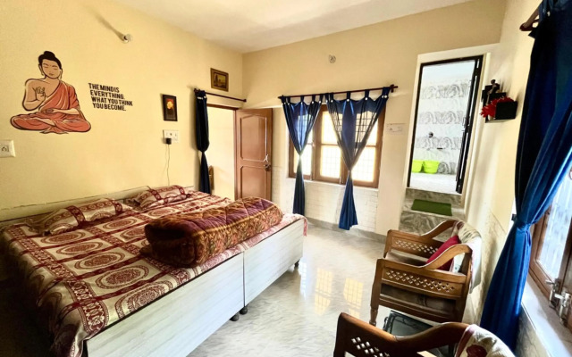 Cheerful 2 BHK Home With Free Parking & Nature View