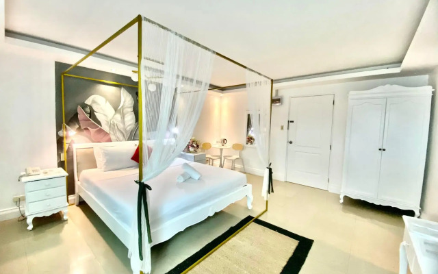 OYO 252 Hotel Euroasia (Vaccinated Staff)