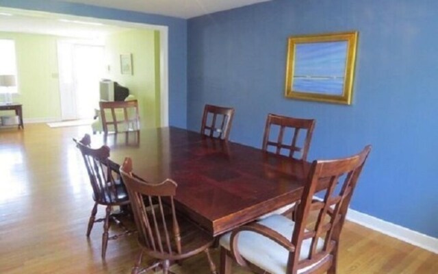 262 Chippingstone - Three Bedroom House