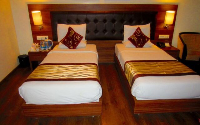 Le Tokyo Hotel Sanand