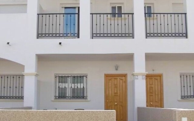 Lovely 2-bed House in Punta Prima, Orihuela Costa