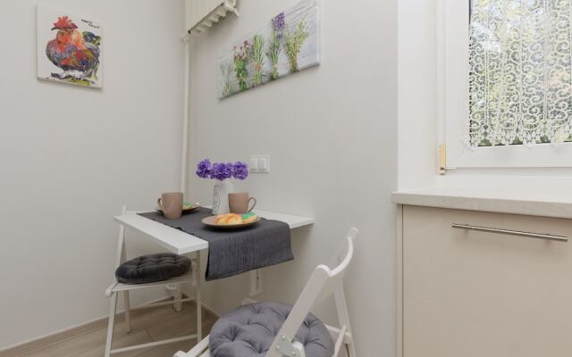 Sunny Studio Raclawicka by Renters