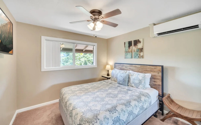 Hale Kahana'lu 2 Bedroom Condo by RedAwning