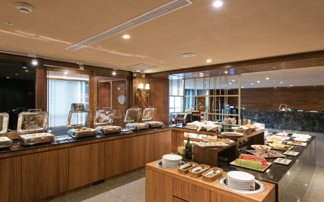 Home Hotel