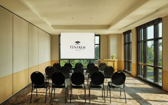 Hotel Tentrem Jakarta