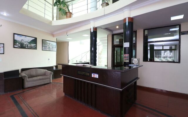 OYO 7547 Hotel Burans Residency