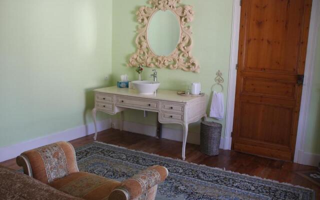 L'Entrée Chambres et Table d'Hôtes
