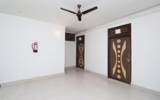 OYO 26989 Hotel Invogue