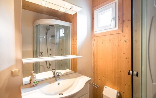 Mountain Chalet in Klippitztörl Near Forest With Garden & Parking