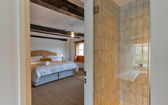 Holiday Home in Painswick, No Deposit