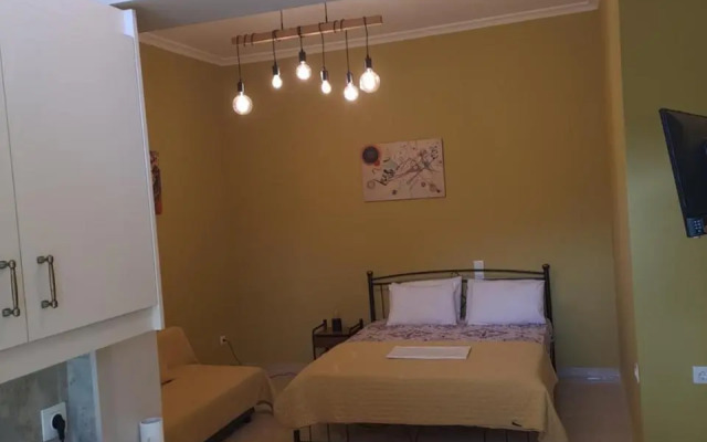 Vicky's place,near Athens airport