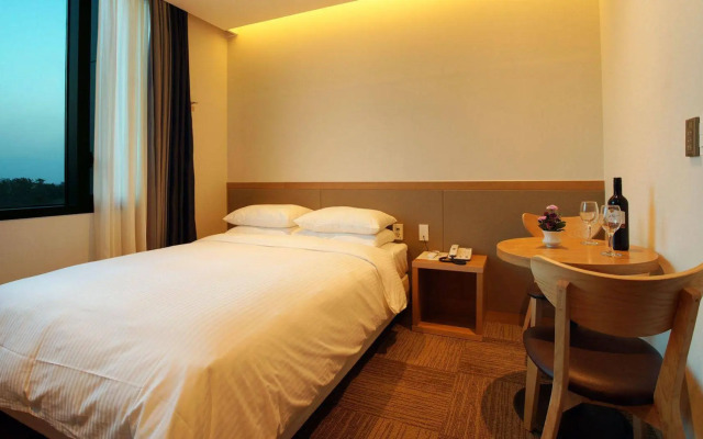 Poong Gyung Hotel
