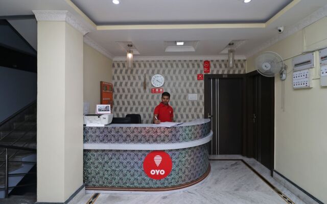OYO Flagship 11703 Hemlata Lodge