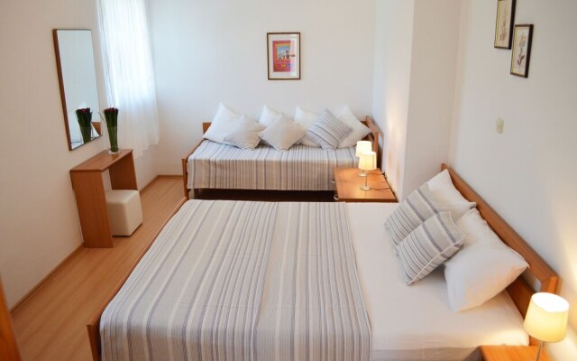 Kata - Modern & Close to the Beach - A1