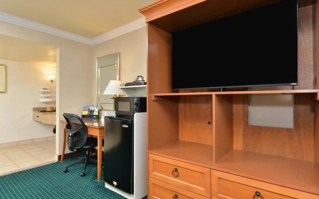 Americas Best Value Inn And Suites El Monte