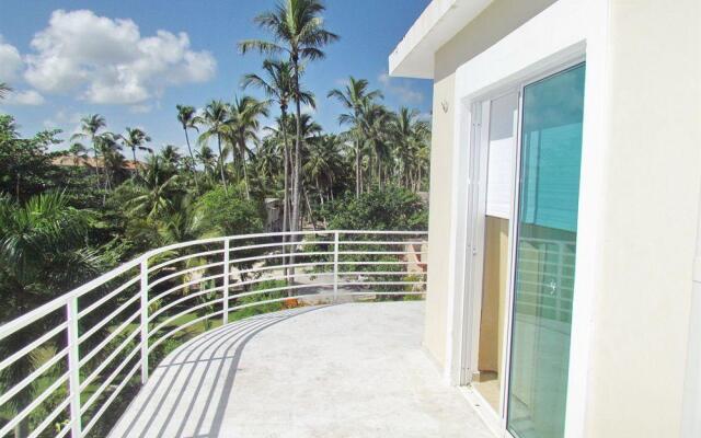 Los Corales Villas & Aparts Ocean View