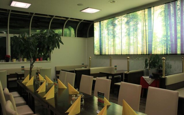 Pension & Restaurant TsingDao