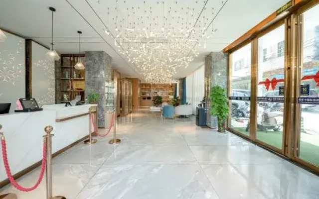 Ou Si Ka lnternational Hotel