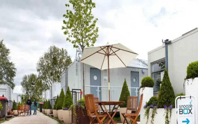 Snoozebox Silverstone Hotel