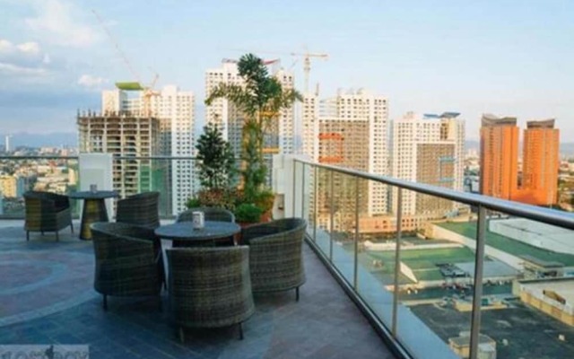 Cubao ManhattanHeights Unit 5H Tower C