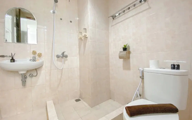 Simply Look 1Br At Boutique Kemayoran Apartment