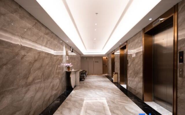Rezen Longuu Hotel (Shenzhen Longgang Universiade Center Station)
