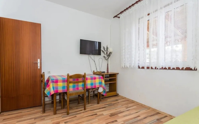 Vesna - 100 m From sea - A2