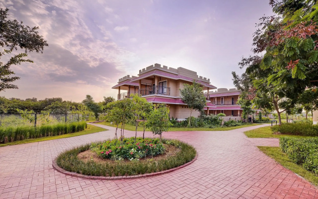 Sterling Kanha