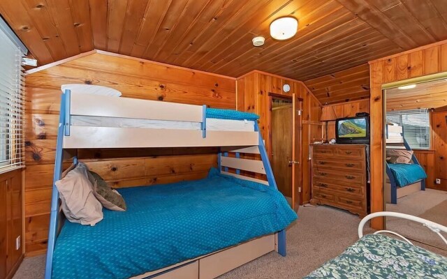 074 - Pinetree Retreat