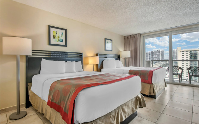 Travelodge by Wyndham Kamloops Mountview