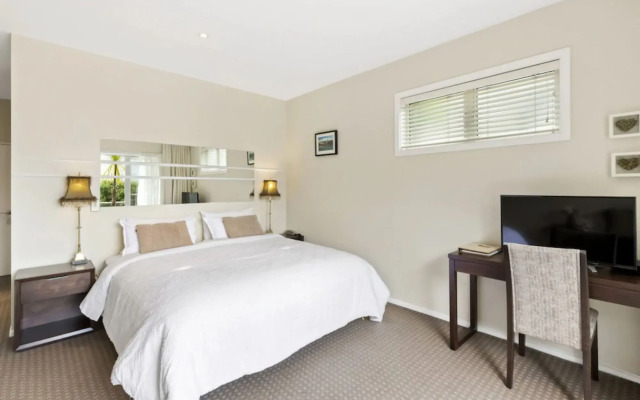 Queenstown House