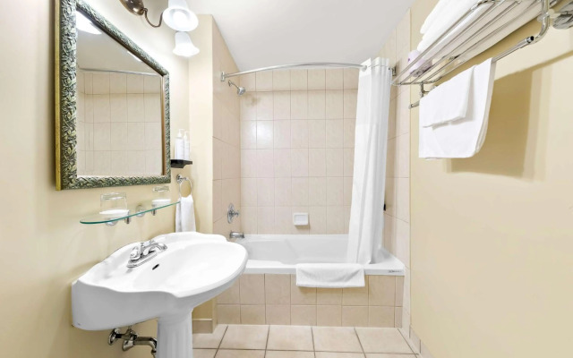 The Arlington Hotel, Bw Signature Collection