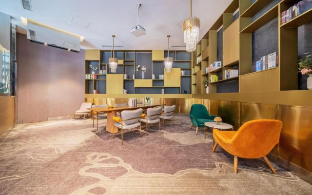 Orange Hotel Select (Chongqing Guanyin Bridge)