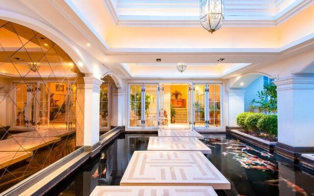 Chengdu Chunxi Hotel