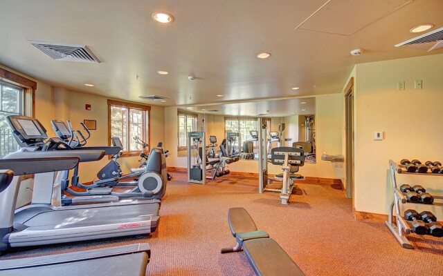 Mountain Thunder Lodge 1213 1 Bedroom Condo by RedAwning