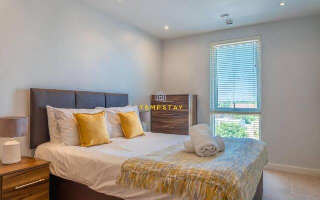 London In 15 Mins! Stylish Apartment Near Heathrow