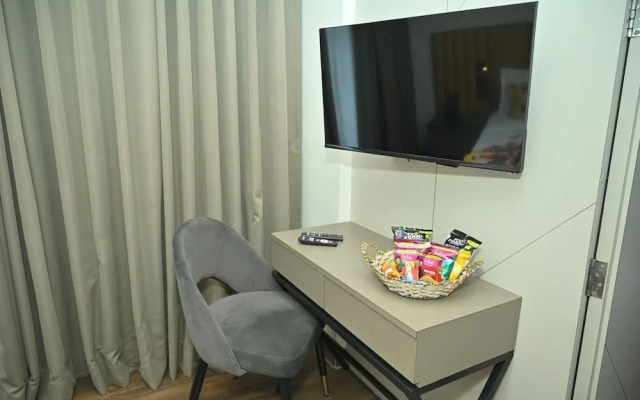 Urvi Banquets & Guest House